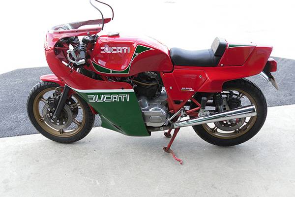 Ducati-900MHR_9.jpg